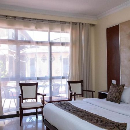 Mika Hotel Kabulonga Lusaka Exterior foto