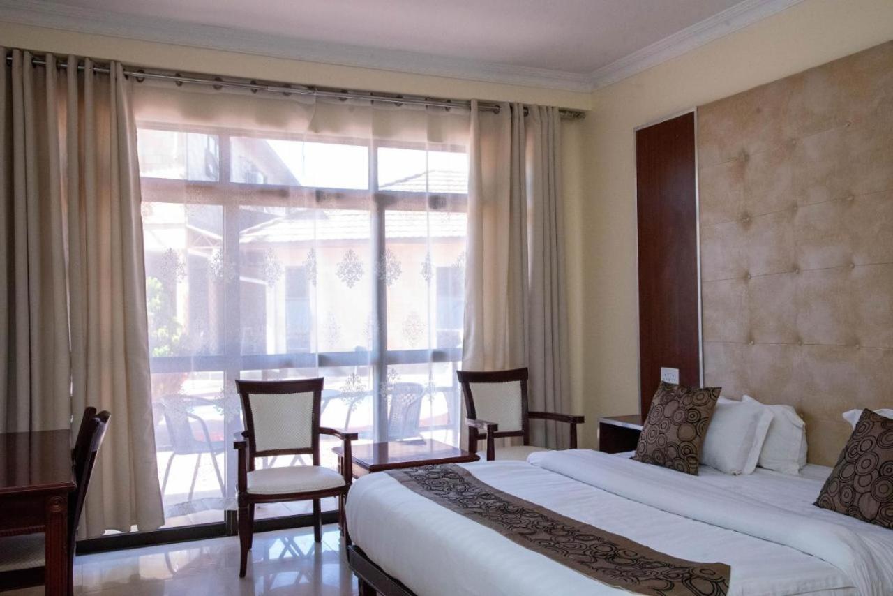 Mika Hotel Kabulonga Lusaka Exterior foto